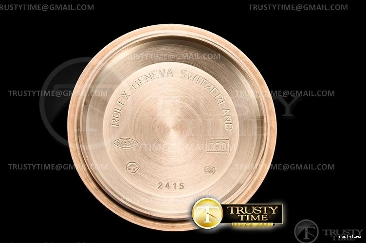 0419 RDD0219E – DayDate 36mm RelaxedFit 695